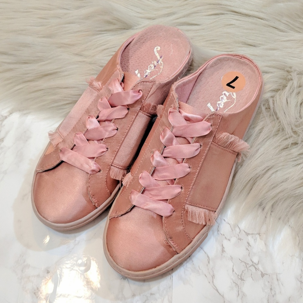 FREE PEOPLE Naples Slip-On Sneaker Pink Satin - Picture 2 of 6